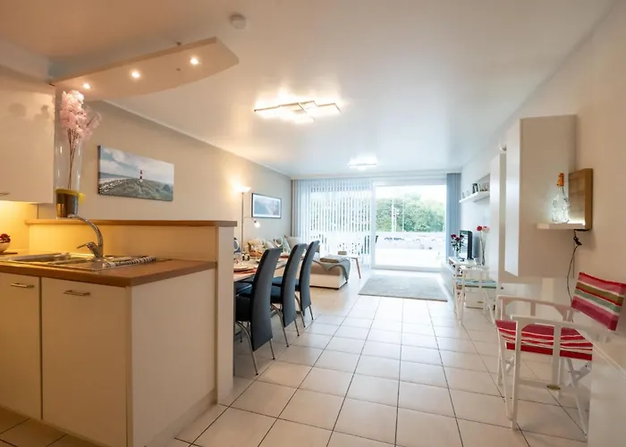 Breduynia With Balcony By Interhome Appartement Bredene