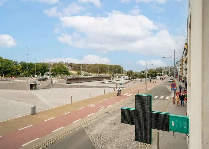 Breduynia With Balcony By Interhome * Bredene