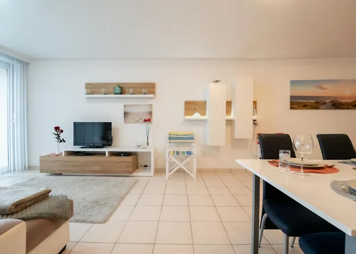 Breduynia With Balcony By Interhome Bredene